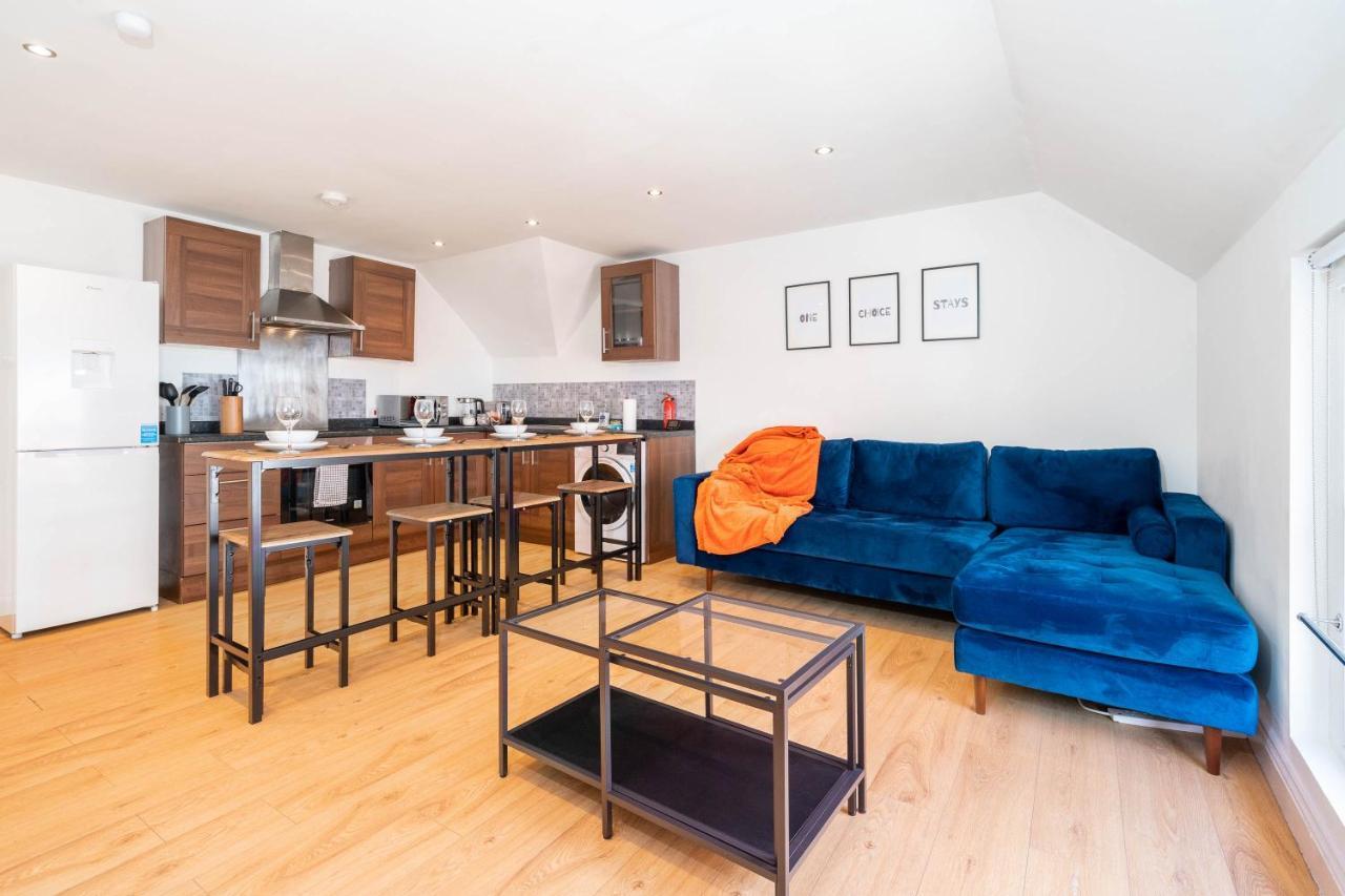 2 Bedroom Loft And Spacious Apt- One Choice Stays- Jq Бірмінгем Екстер'єр фото