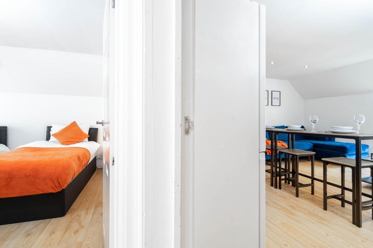2 Bedroom Loft And Spacious Apt- One Choice Stays- Jq Бірмінгем Екстер'єр фото